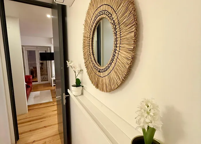 Apto Com 2 Quartos *