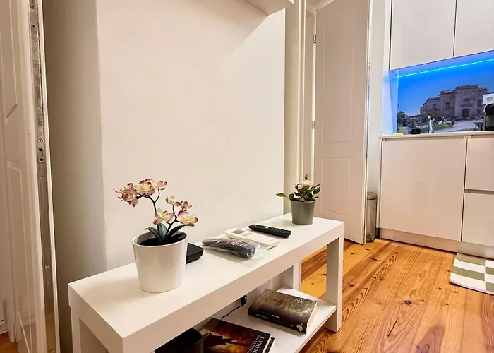 Apto Com 2 Quartos *