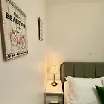 Apto Com 2 Quartos Lisboa