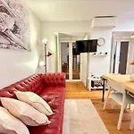 Apto Com 2 Quartos