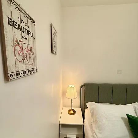 Apto Com 2 Quartos Lisboa