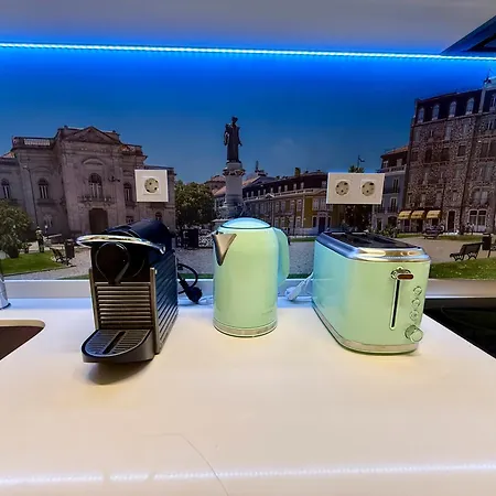 Apto Com 2 Quartos *